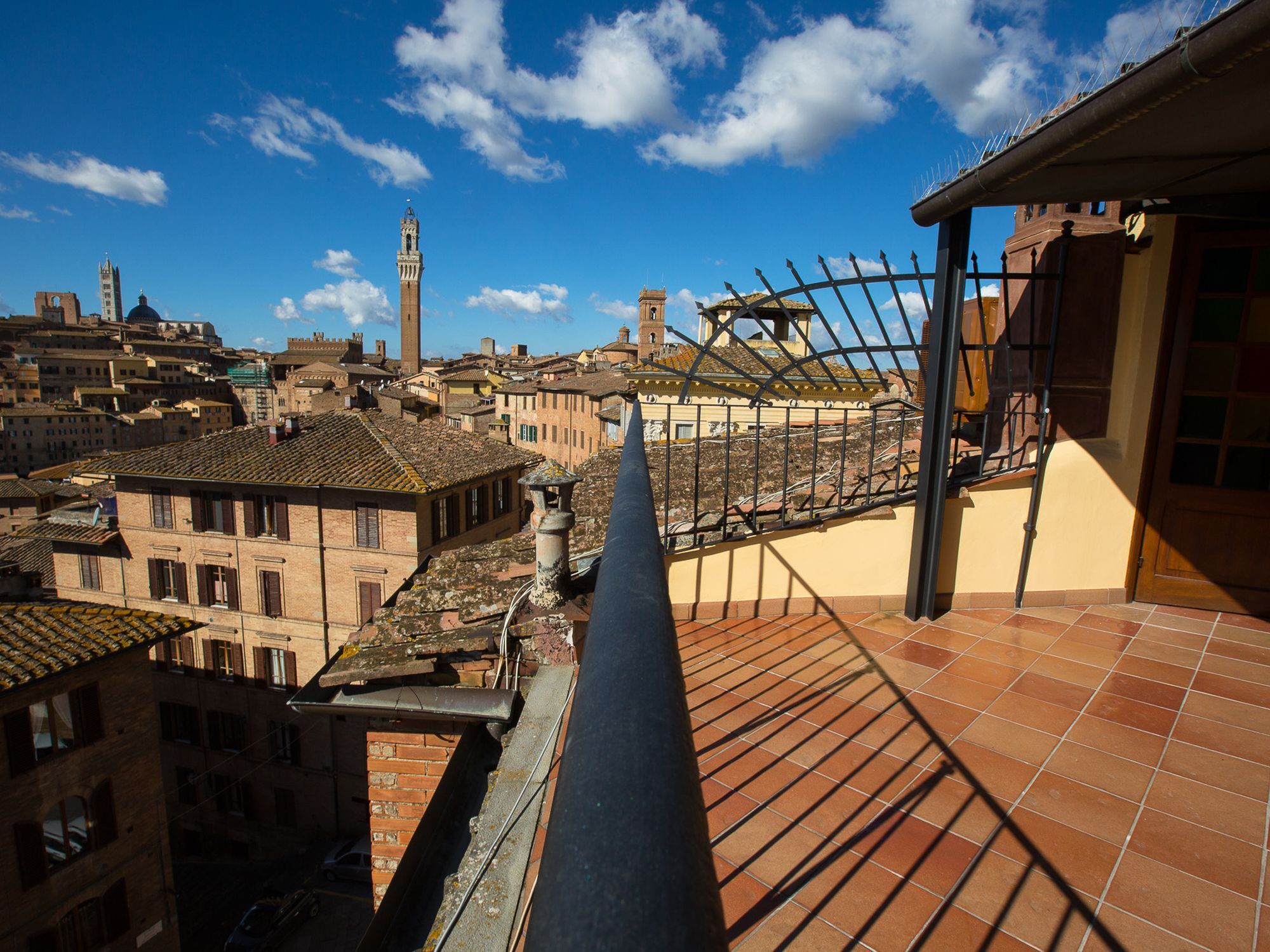 Appartamento Panoramico San Martino 12 Siena Dış mekan fotoğraf